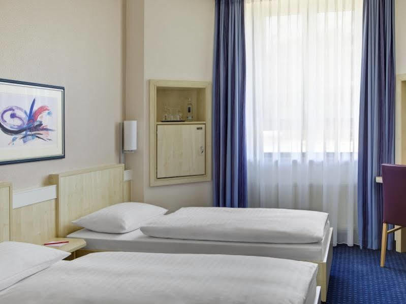 Rugs Hotel Augsburg City Dış mekan fotoğraf
