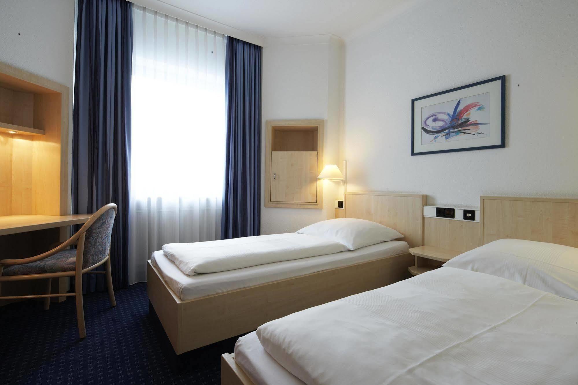 Rugs Hotel Augsburg City Dış mekan fotoğraf